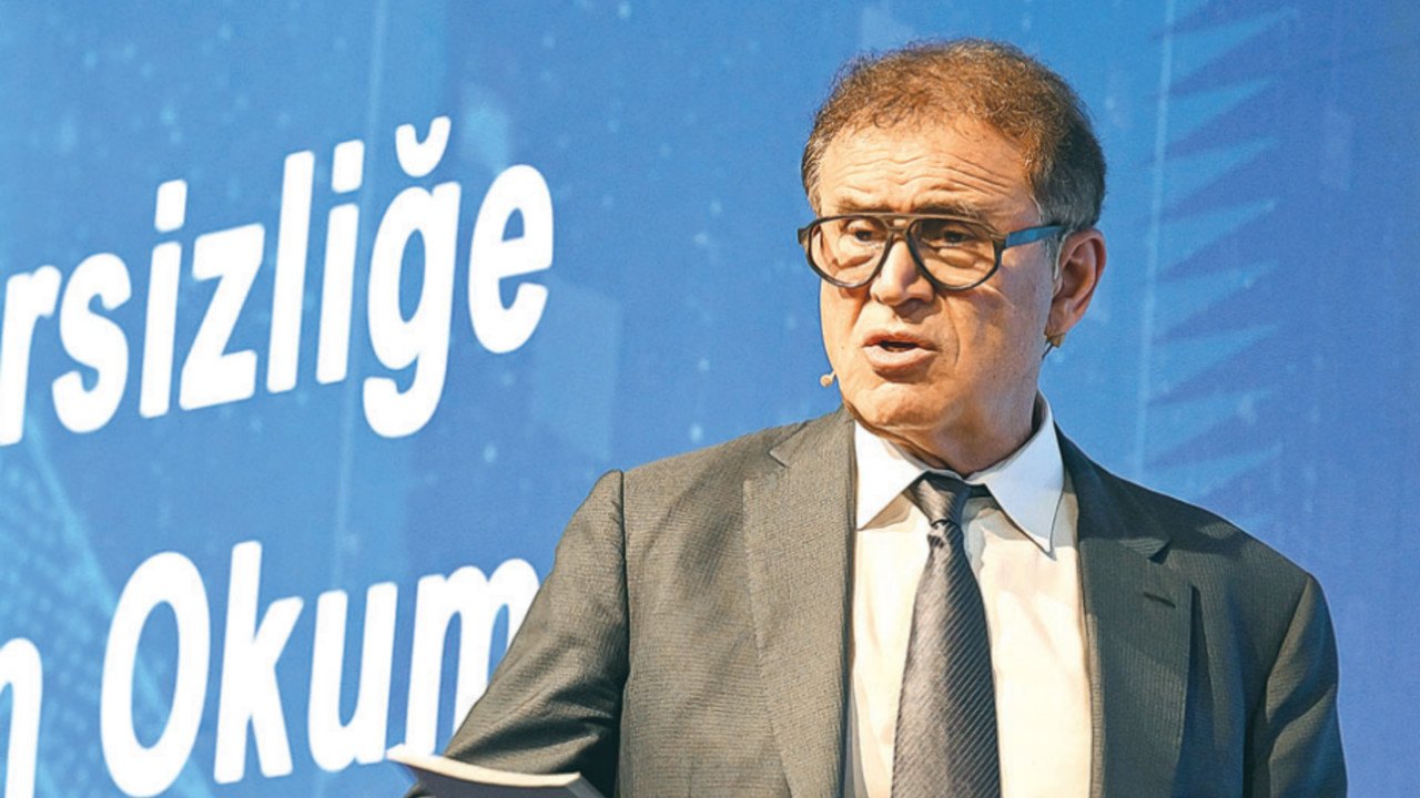 Ünlü Ekonomist Nouriel Roubini’den Küresel Ekonomi Uyarısı: Kısa Vadede Stagflasyon, Uzun Vadede Düşük Enflasyon
