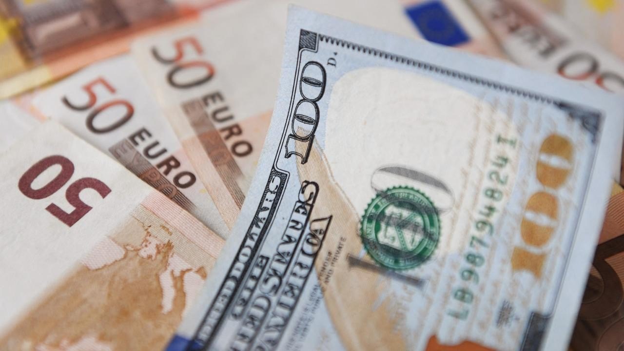 Yabancı Kurumlardan Euro/Dolar Paritesinde Aşağı Yönlü Revizyon: 2026 Yıl Sonu Beklentileri 1,12 - 1,16 Aralığında
